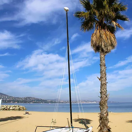 Gasdu - Golfe De St-tropez- Avec Acces *